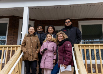 La Tercera Edad, “The Third Age,” is thriving at LA SED