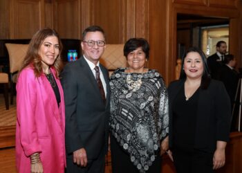 Stacie de Armas, SVP Inclusive Intelligence & Initiatives at Nielsen; Mark Moreno, Executive Director MHCC, Joann Chavez, Senior Vice President, and Chief Legal Officer at DTE Energy; Isabel Medellin, Global Director, DEI & at Talent Acquisition at Steelcase