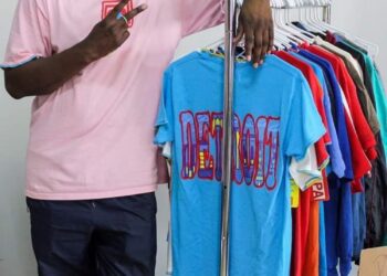 “Follow the Scent” to Roberto Patiño’s First Artist Exhibit at Mexicantown Bakery