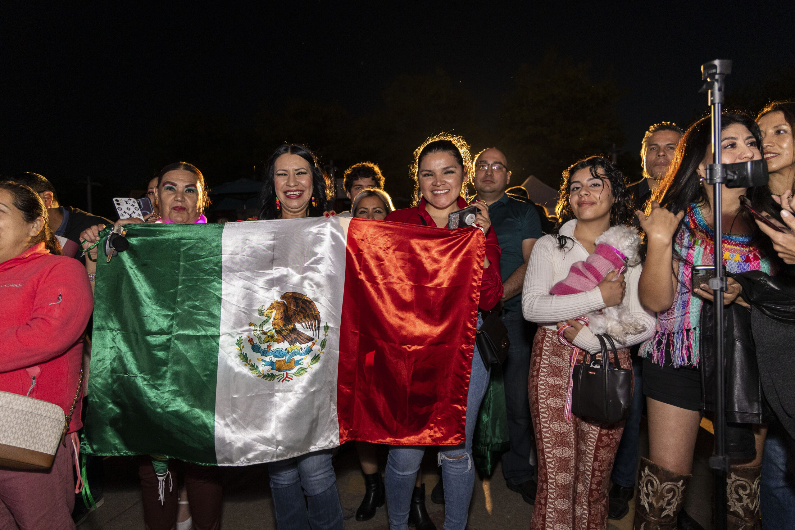 Reds celebrate Hispanic Heritage Month with Fiesta Rojos