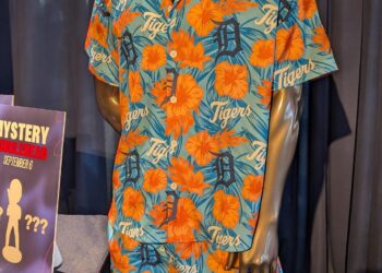 The Tigers will treat the first 15,000 fans, on Saturday, July 26th, to a Hawaiian Shirt and Shorts Set giveaway