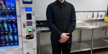 Defensores de los derechos de los inmigrantes piden a legisladores de Michigan que condenen la detención de un estudiante de Detroit por parte de ICE