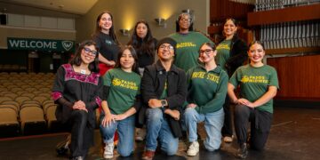 Detroit Festival Connects Mexican Folkloric Dance Communities Across the Midwest