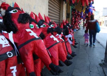 La Quema del Diablo Guatemala