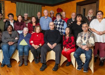 Warm Holiday Wishes from EL CENTRAL Hispanic News