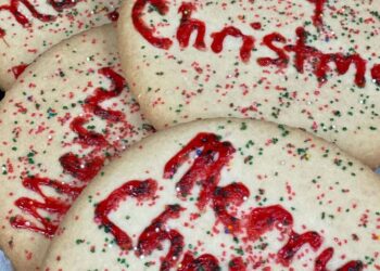 2025 EL CENTRAL Holiday Guide