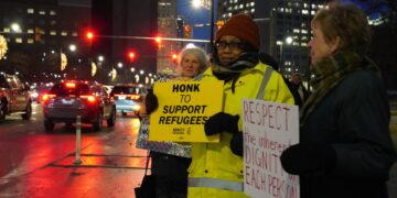 Immigration Advocates Continue Weekly Prayer Vigil Outside Detroit ICE Office