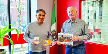 2006 Super Bowl Celebrity Photo Contest Winner