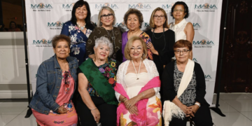 MANA de Metro Detroit chapter founders. Ines de Jesus pictured in the back row, far right. Photo courtesy MANA de Metro Detroit.